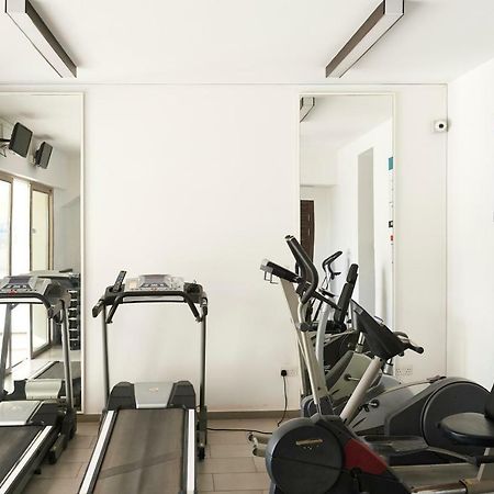 Finikoudes Luxury Apartments Larnaca Bagian luar foto