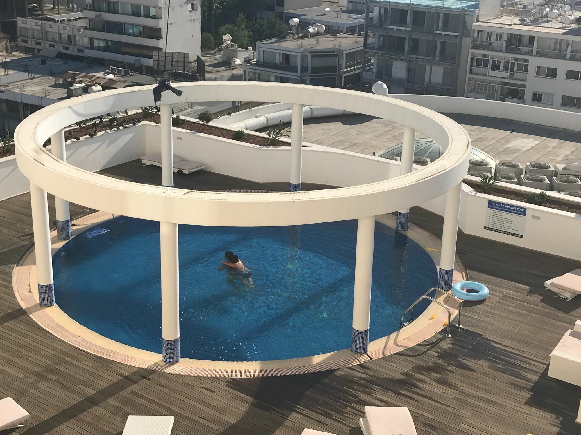Finikoudes Luxury Apartments Larnaca Bagian luar foto